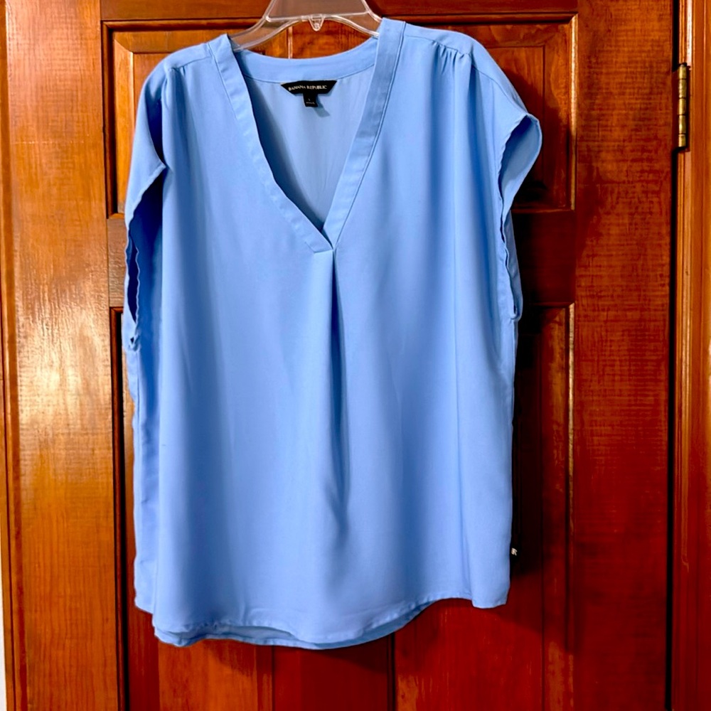 Banana republic baby blue blouse